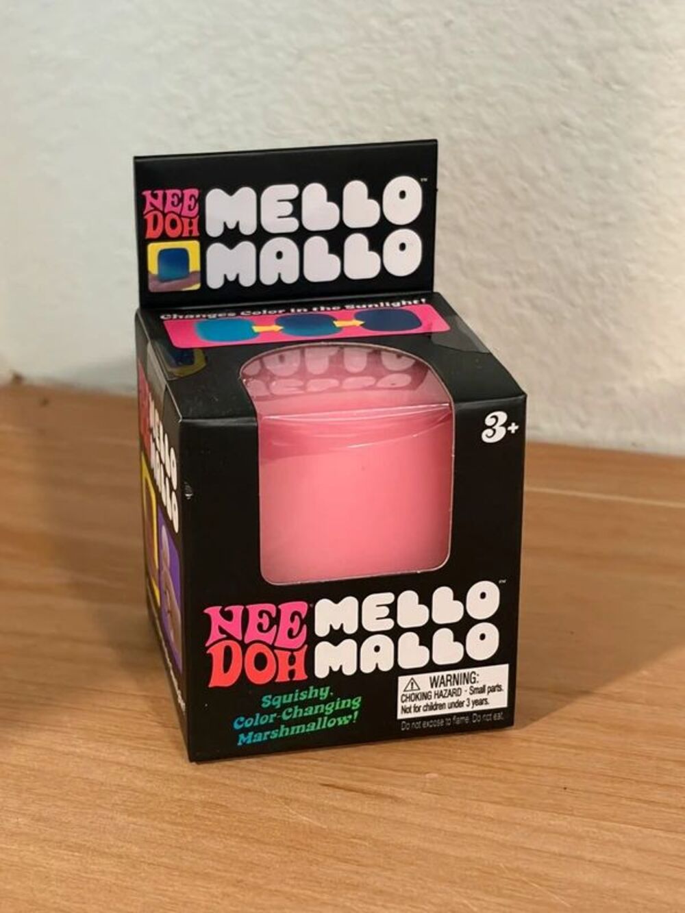 Brand New Schylling NeeDoh Mello Mallo Squishy Fidget Toy (Pink/Color Changing)